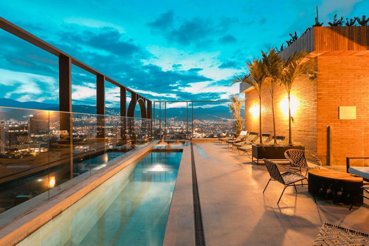 Hotel Marquee Медельїн Екстер'єр фото Skyline pool